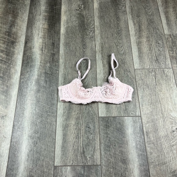 34B VS Light Pink Demi Bra - Picture 1 of 12